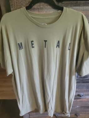 Oakley METAL Graphic Short Sleeve Tee in Olive